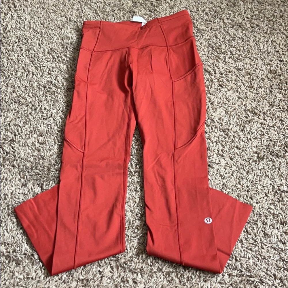 LULULEMON FAST N FREE